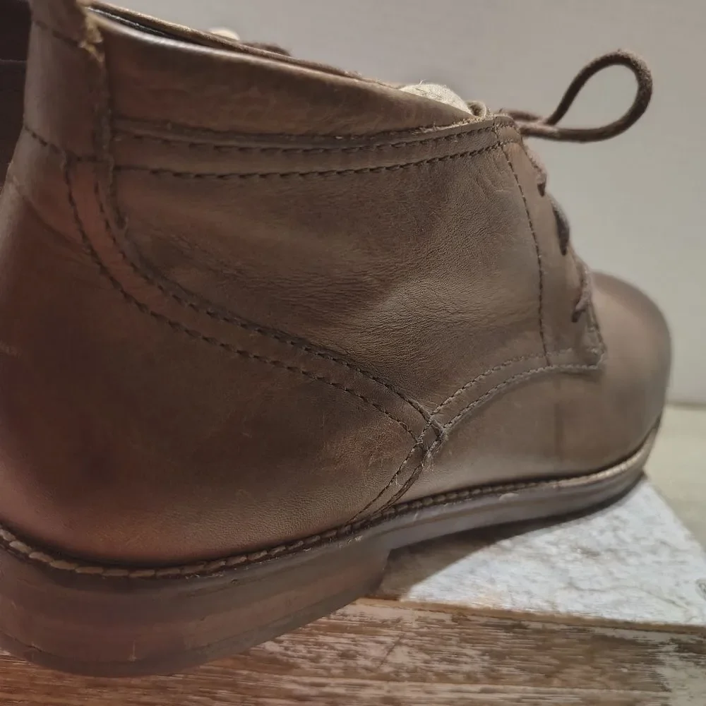 Cole Haan Men's Brown Leather Chukka Boots size 10 M